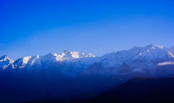 Gyönyörű völgy és hegyek körülvevő Skardu Gilgit - Baltistan régió od Pakistan — Stock Fotó