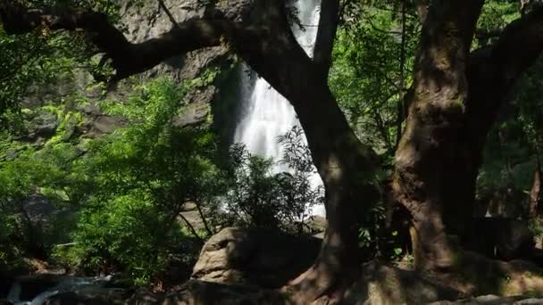 Landschaft Mit Fließendem Wasser Des Khlong Lan Wasserfalls Der Provinz — Stockvideo