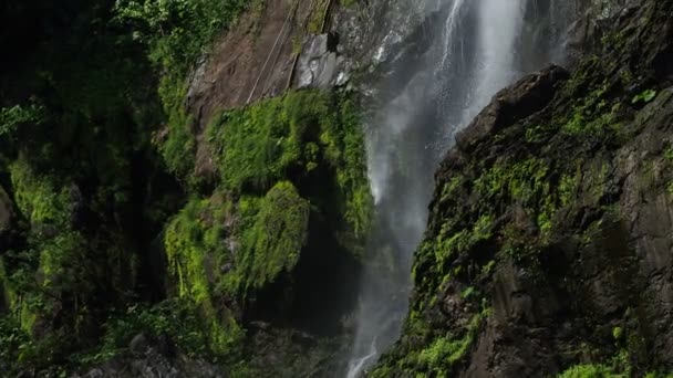 Paisaje Con Agua Corriente Cascada Khlong Lan Provincia Kamphaeng Phet — Vídeos de Stock