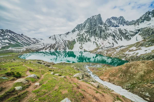 Lago congelado — Foto de Stock