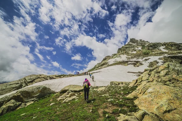 群走槽山的登山 — 图库照片