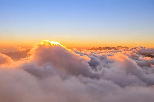 View of clouds from high mountain — Stock Photo, Image