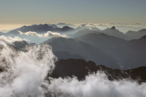 View of clouds from high mountain — Stock Photo, Image