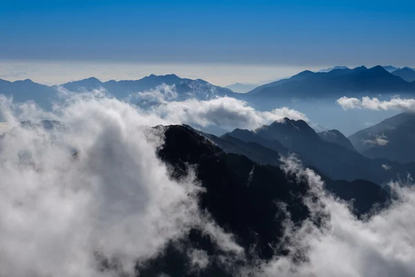 View of clouds from high mountain — Stock Photo, Image