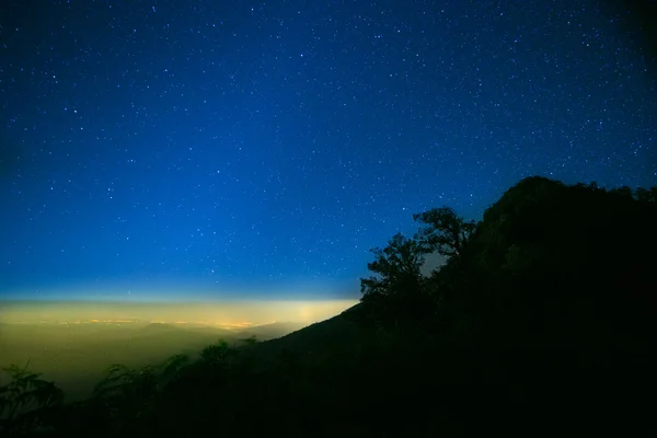 Зірка з нічним небом — стокове фото