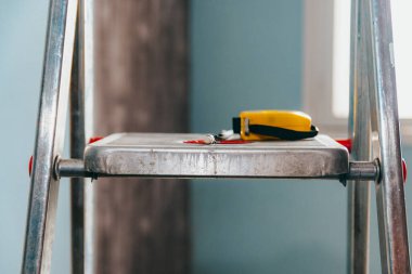 duvar kağıdı asmak hazır