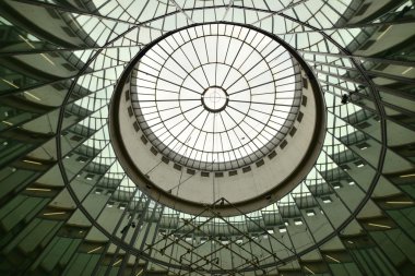 Frankfurt, Almanya - 08.09.2015: Frankfurt 'taki SCHIRN sanat galerisinin cam kubbesi