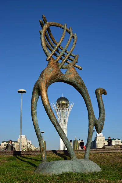 Street sculpture in Astana, Kazakhstan — Stock Photo, Image