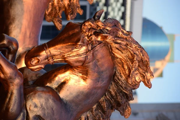 Bronze statue of a horse in Astana, Kazakhstan — Stock Photo, Image