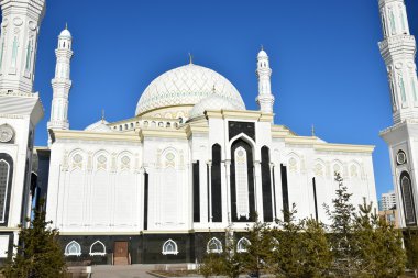 Astana, Kazakistan'ın Hasiret Sultan Camii