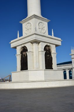 Astana, Kazakistan'ın bağımsızlığını sütun