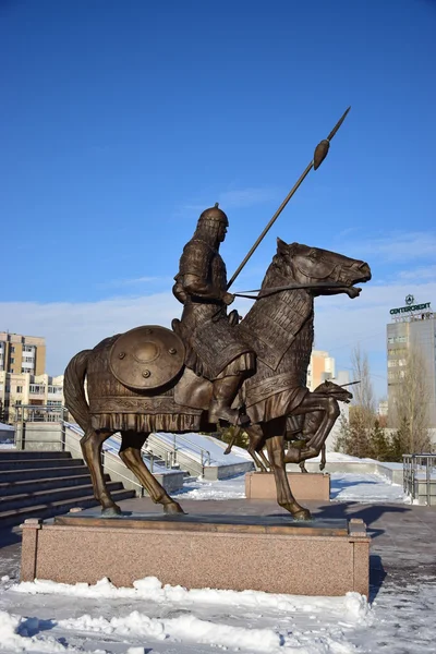 Estatua de un guerrero montado en Astana —  Fotos de Stock