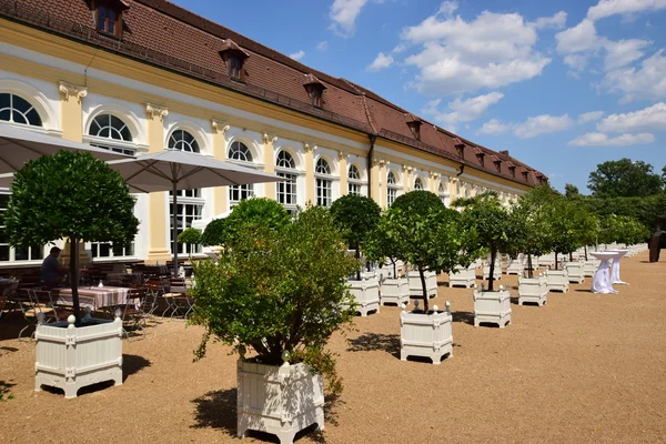 Vista en el jardín del conservatorio histórico de Ansbach Baviera Alemania — Foto de Stock