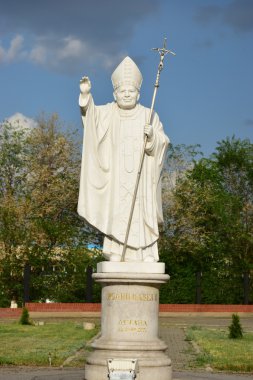 Astana, Kazakistan'ın Papa John Paul II anıtı