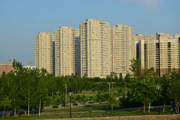 Moderno edificio residencial en Astana, Kazajstán —  Fotos de Stock