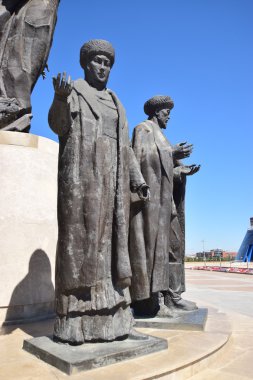 Astana, Kazakistan başkenti sokak heykel