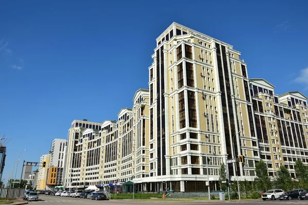 Astana, Kazachstán - moderní obytné budovy — Stock fotografie