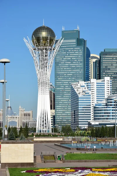 Beskåda Baiterek Står Hög Astana Huvudstad Kasakhstan — Stockfoto