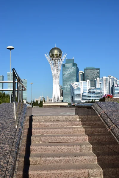 Kazakistan Başkenti Astana Daki Baiterek Kulesinin Görünümü — Stok fotoğraf