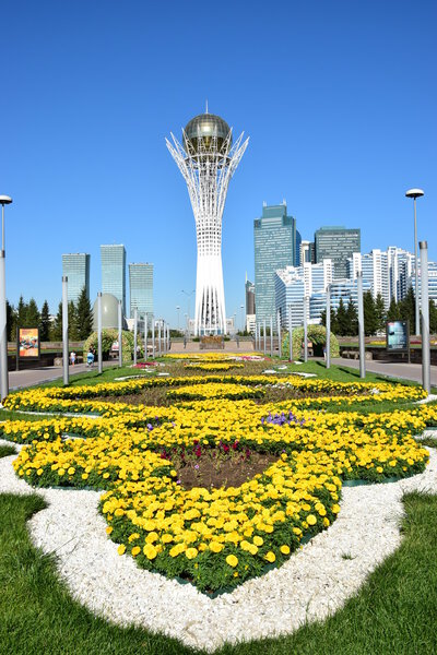 Взгляд в Астану, столицу Казахстана, принимающего ЭКСПО-2017
