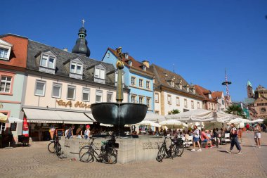 Speyer, Almanya 08.14.2021: Speyer 'de tarihi dalgalanmalar