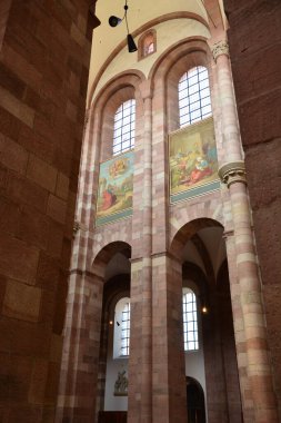 Speyer, Almanya 08.14.2021: Speyer Katedrali 'nin iç görünümü