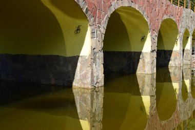 Dekoratif Köprüsü güneşli