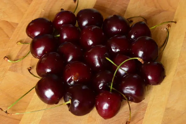 Ripe cherries — Stock Photo, Image