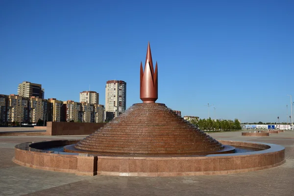 아스타나, 카자흐스탄에서에서 원래 형태의 분수 — 스톡 사진