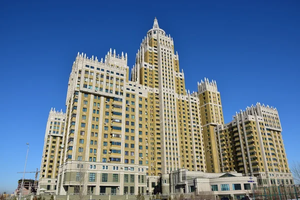 Triumph des Wohnbaus astana in astana, Kasachstan — Stockfoto