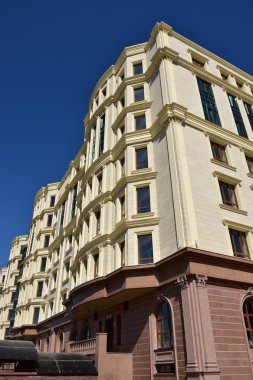 Astana içinde modern binalar