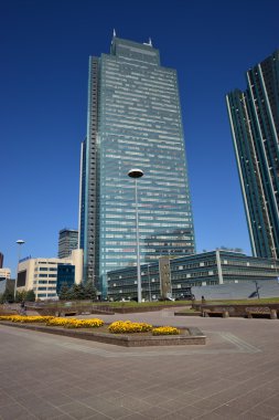 Astana, Kazakistan'ın modern binalar ile sokak görünümü