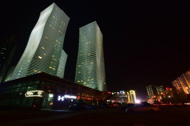 Astana, Kazakistan, modern binalar gece