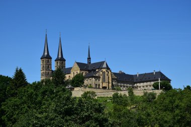 Bamberg, Almanya'nın şehirdeki Michelsberg Manastırı görüntüleyin