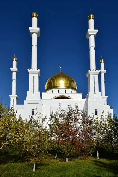 Nur-astana-Moschee, in astana, Kasachstan — Stockfoto