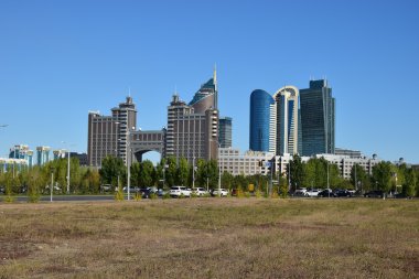 Astana, Kazakistan başkenti bir sokak görünümü
