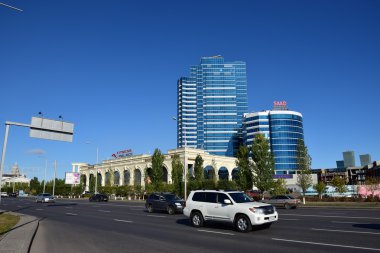 Astana, Kazakistan başkenti bir sokak görünümü