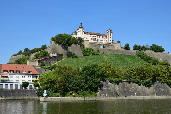 Le château FESTUNG MARIENBERG à Wurzburg, Allemagne — Photo