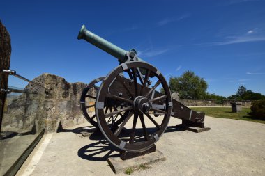 Bastion tarihsel top