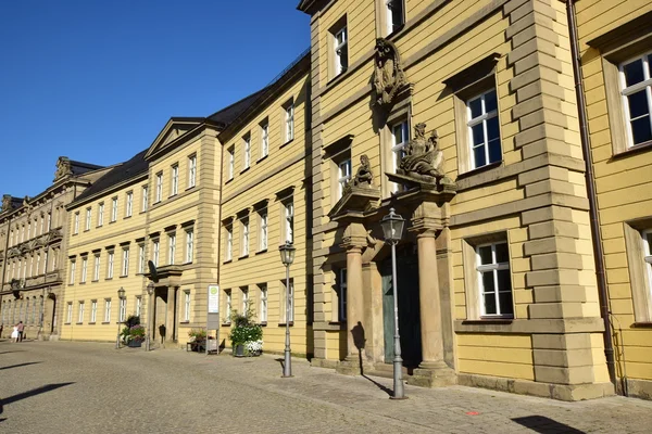 Straatmening met historische panden in Bayreuth, Duitsland — Stockfoto