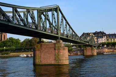 Frankfurt Main Eiserner Steg Bridge'de