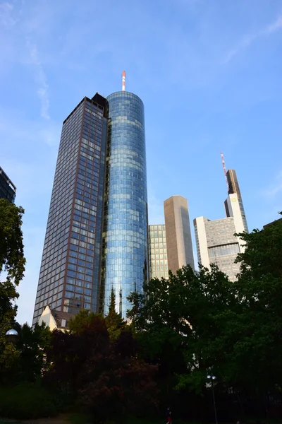 Rascacielos en Frankfurt en el Main en Alemania — Foto de Stock