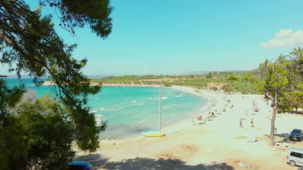 Légi Kilátás Fehér Strand Türkiz Víz Táj Egy Szeles Nyári — Stock videók