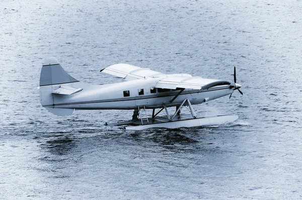 Taking off the small passenger plane. — Stock Photo, Image