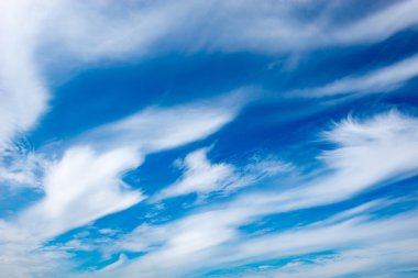 Gökyüzünde inanılmaz bulutlar.