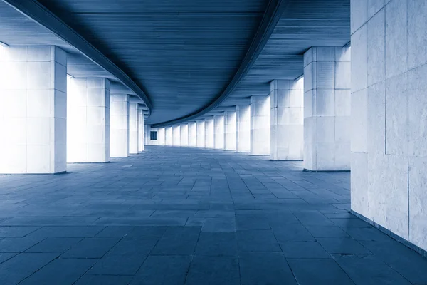 Lange brede corridor. — Stockfoto