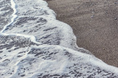 Akşam vakti deniz suyu dalgası. Karadeniz.
