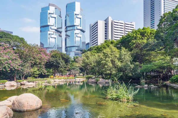 Estanque Parque Ciudad Distrito Central Hong Kong — Foto de Stock