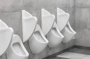 Prestij otelinin içindeki tuvaletin içi..