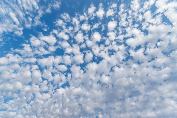 Nuvens Céu Azul Cloudscape Hora Dia — Fotografia de Stock